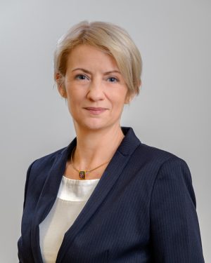 Pfahlerné Molnár Emese